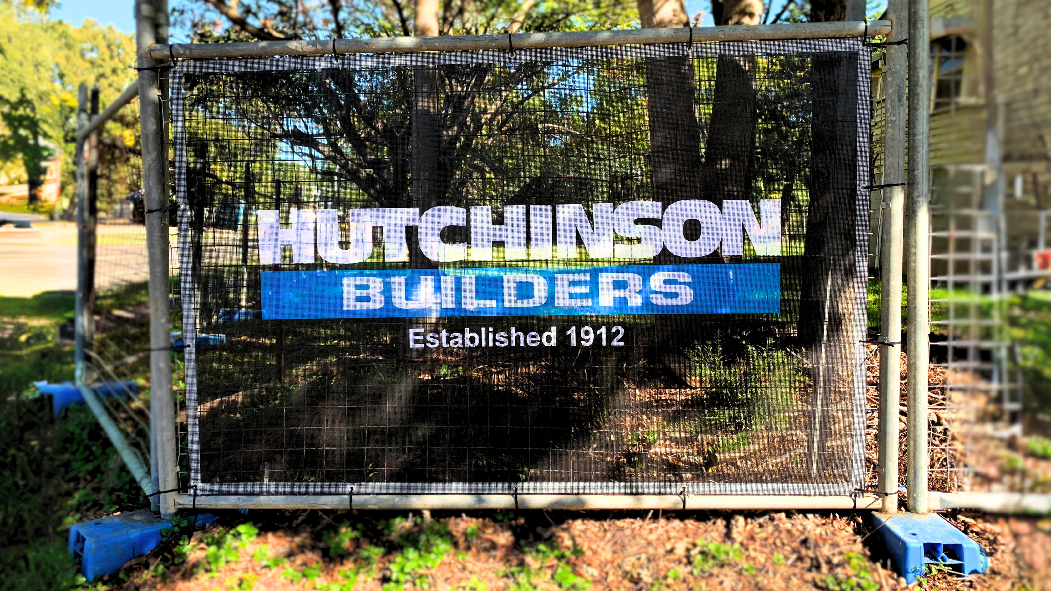 Hutchinson Builders | Maxflow Mesh Fence Panels